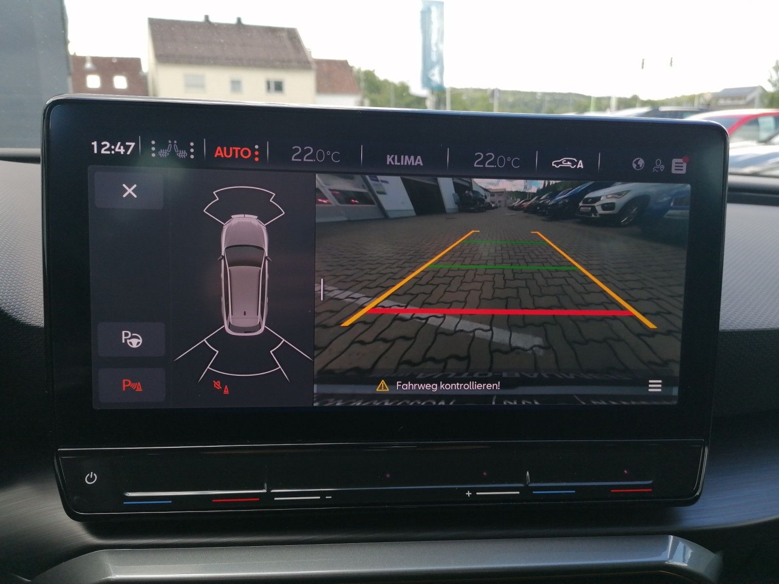 Fahrzeugabbildung CUPRA Leon Sportstourer 1.5 TSI DSG DCC XL elHK Matrix