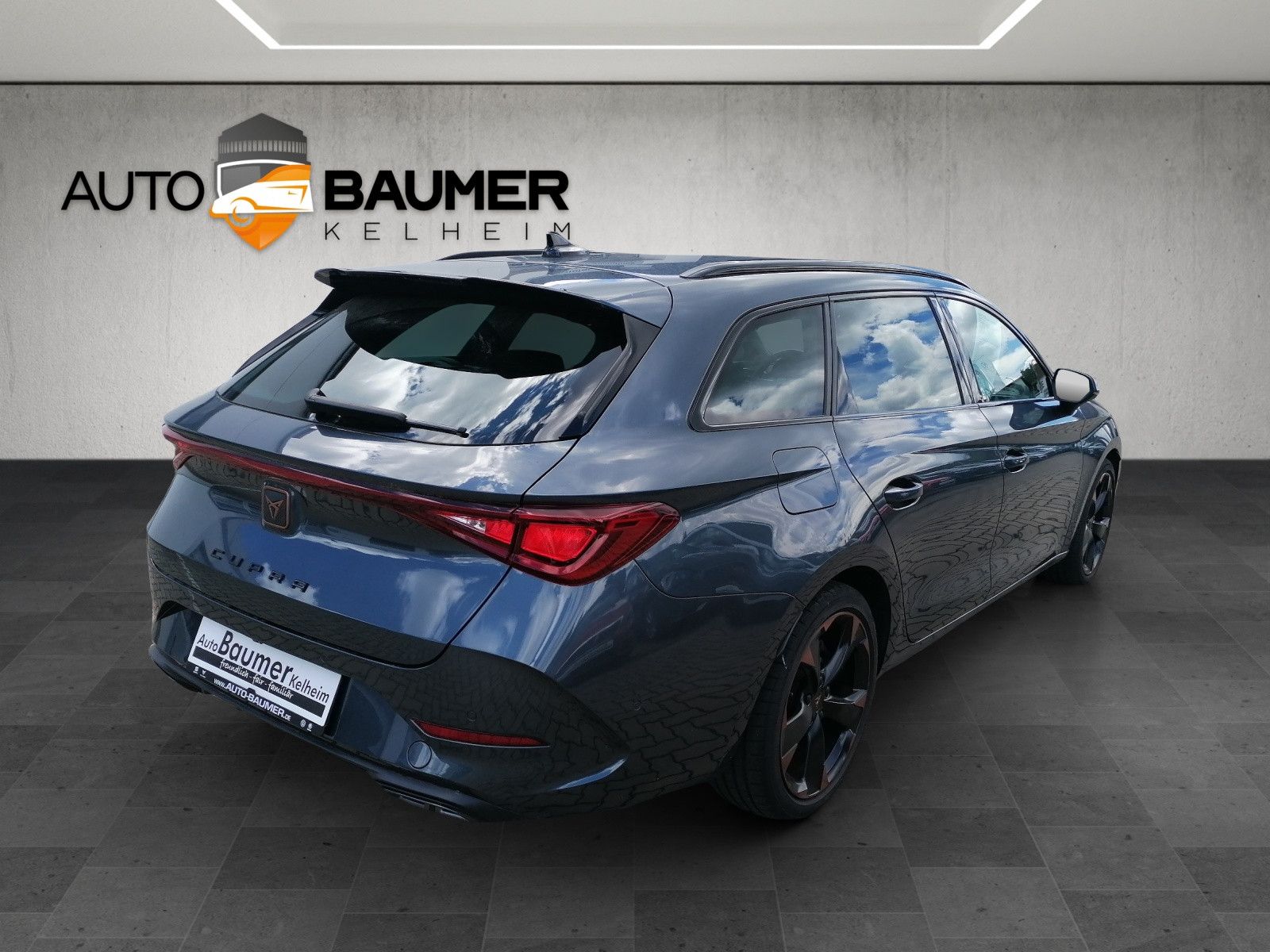 Fahrzeugabbildung CUPRA Leon Sportstourer 1.5 TSI DSG DCC XL elHK Matrix
