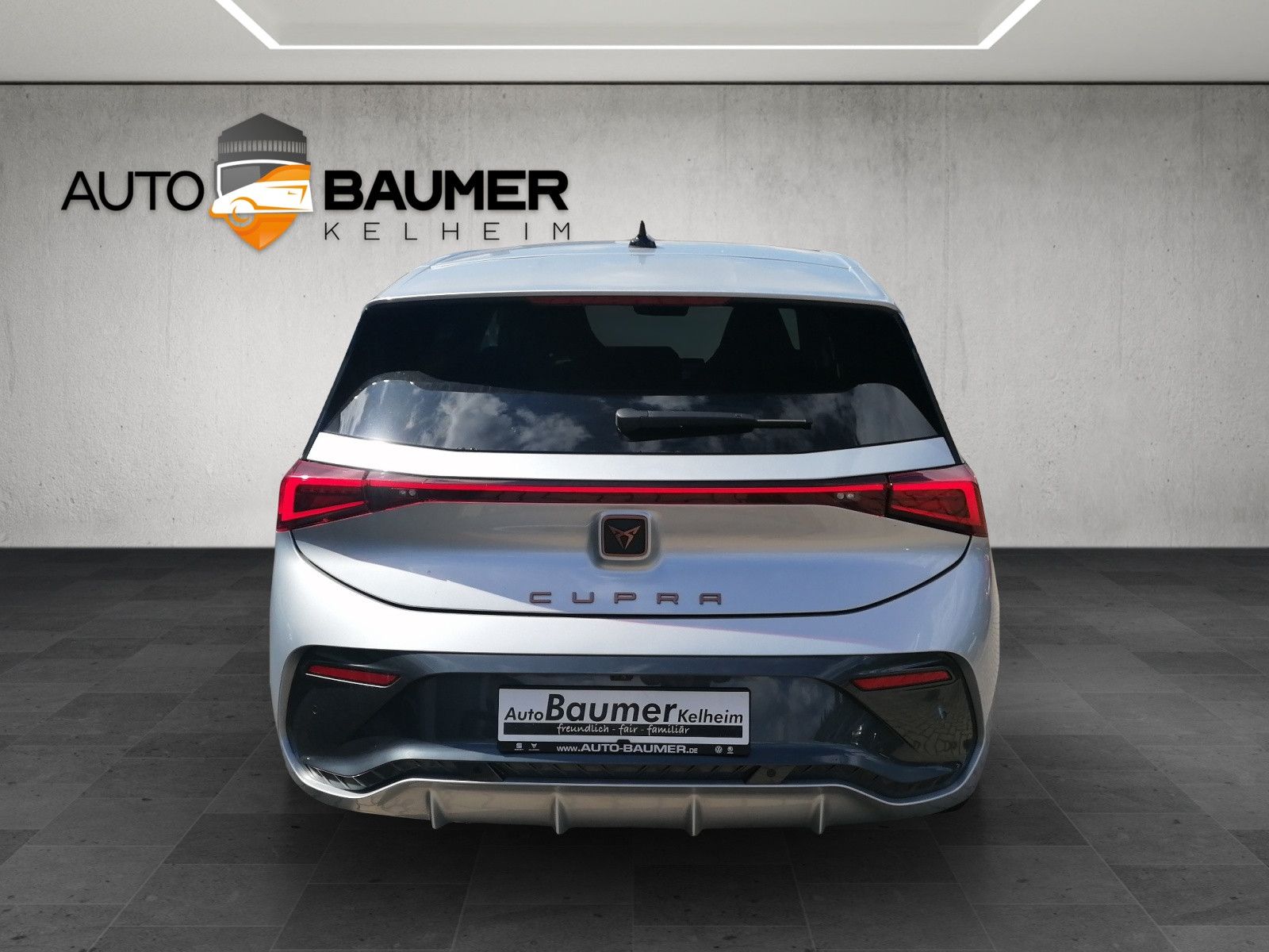 Fahrzeugabbildung CUPRA Born 77kWh 231PS HEAT PUMP TECH M PILOT L HUD