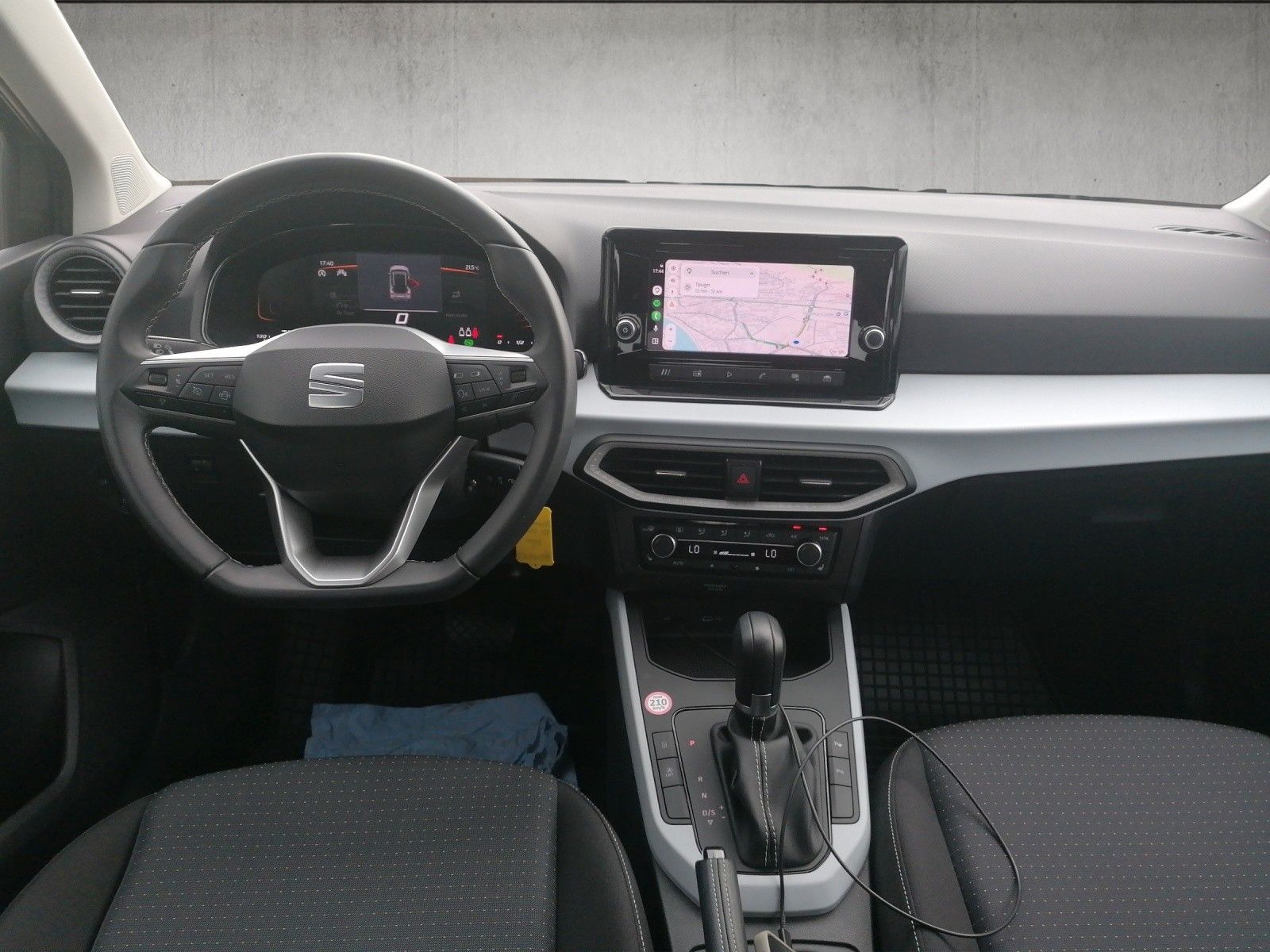 Fahrzeugabbildung SEAT Arona 1.0 TSI Style Edition DSG ACC FULL LINK