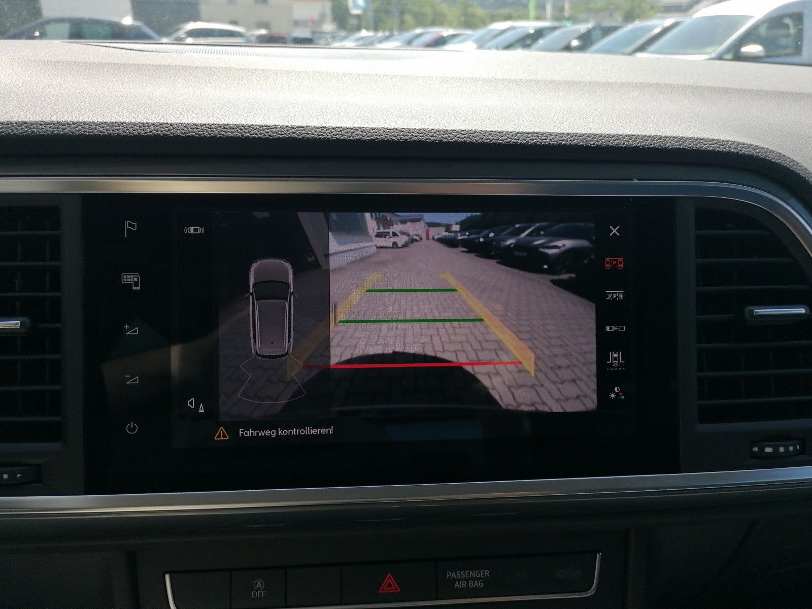 Fahrzeugabbildung SEAT Ateca 1.5 TSI Style Road Edition