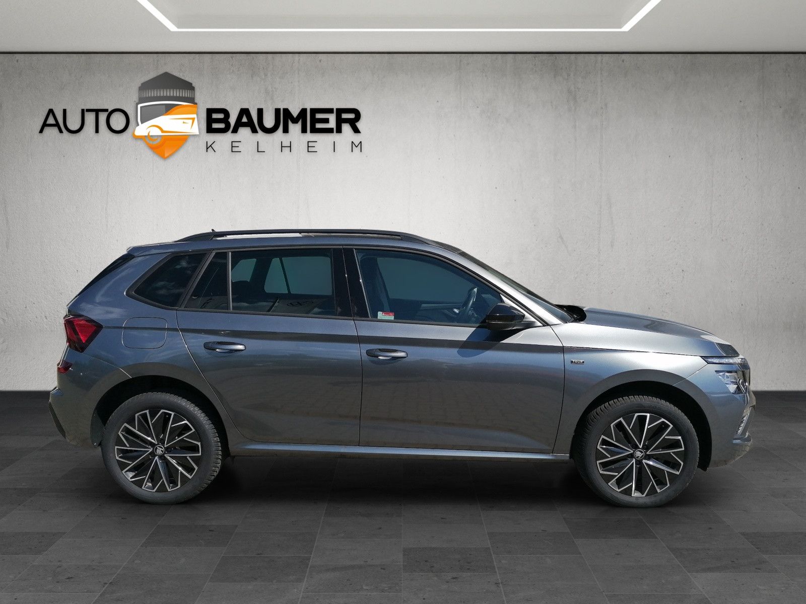 Fahrzeugabbildung SKODA Kamiq 1.5 TSI Selection DSG AHK MATRIX NAVI KAM
