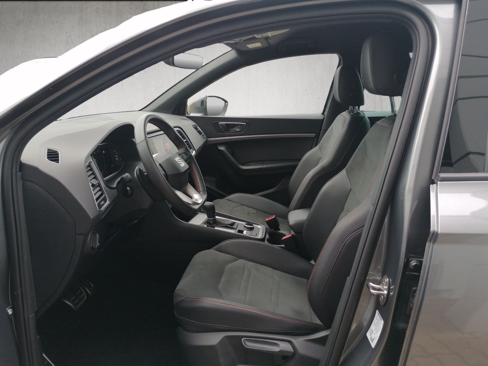 Fahrzeugabbildung SEAT Ateca 2.0 TDI FR DSG AHK FAP XL elHK Dinamica