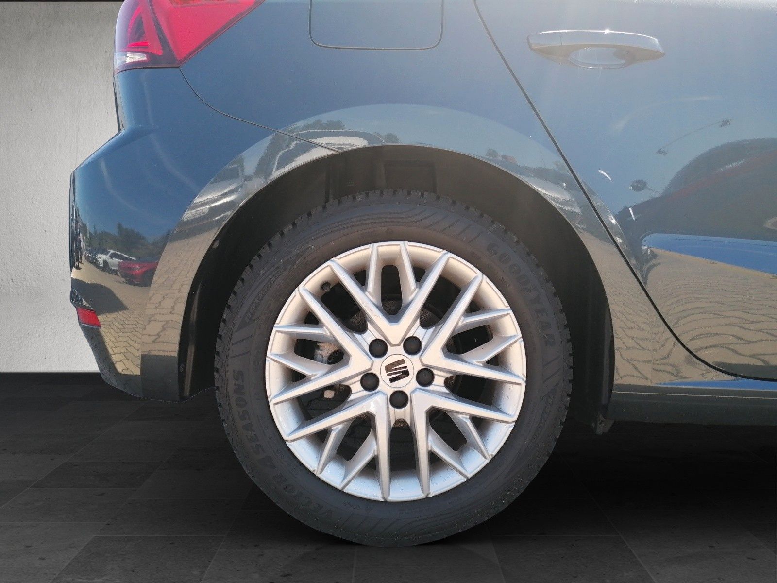 Fahrzeugabbildung SEAT Ibiza 1.5 TSI FR DSG GJR FAP XL KESSY DINAMICA