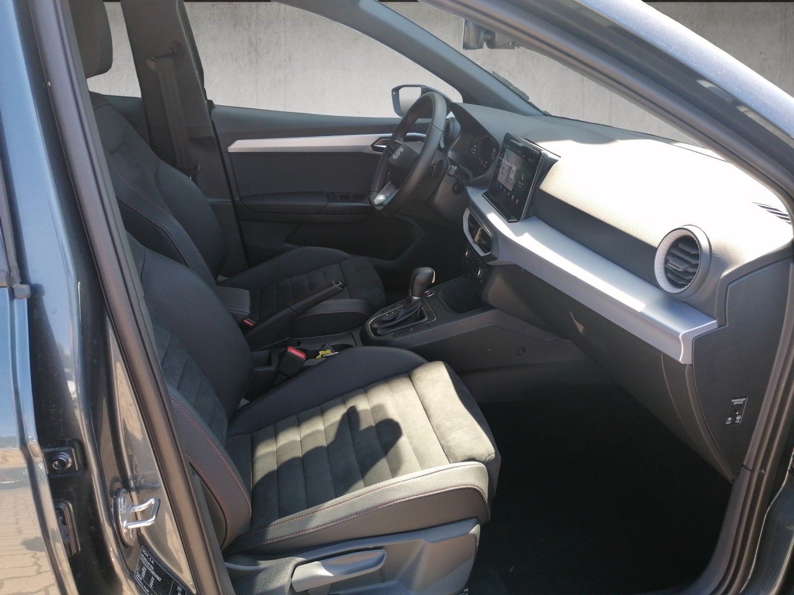 Fahrzeugabbildung SEAT Ibiza 1.5 TSI FR DSG GJR FAP XL KESSY DINAMICA