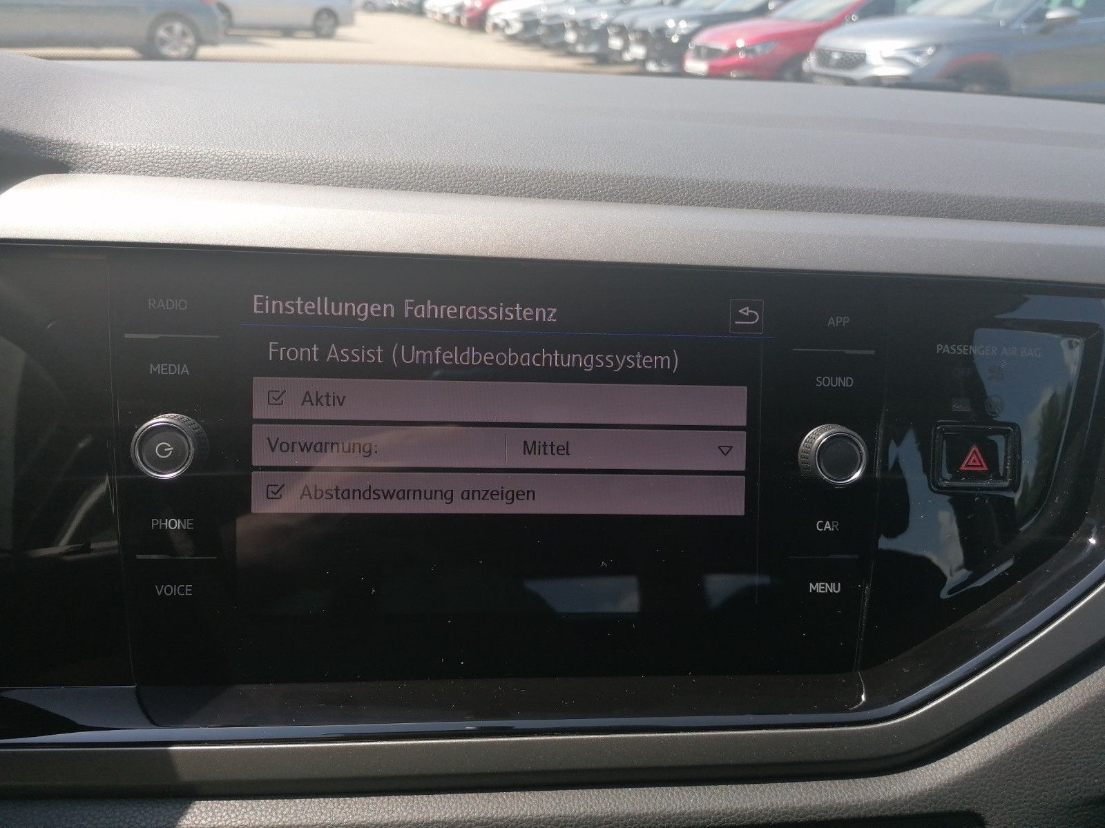 Fahrzeugabbildung Volkswagen Polo VI 1.0 TSI Comfortline DSG PDC APP CONN SHZ