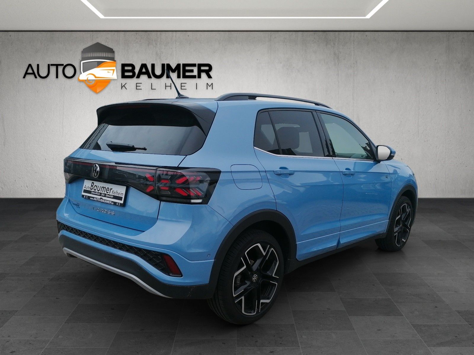Fahrzeugabbildung Volkswagen T-Cross 1.5 TSI R-Line DSG AHK IQ MATRIX