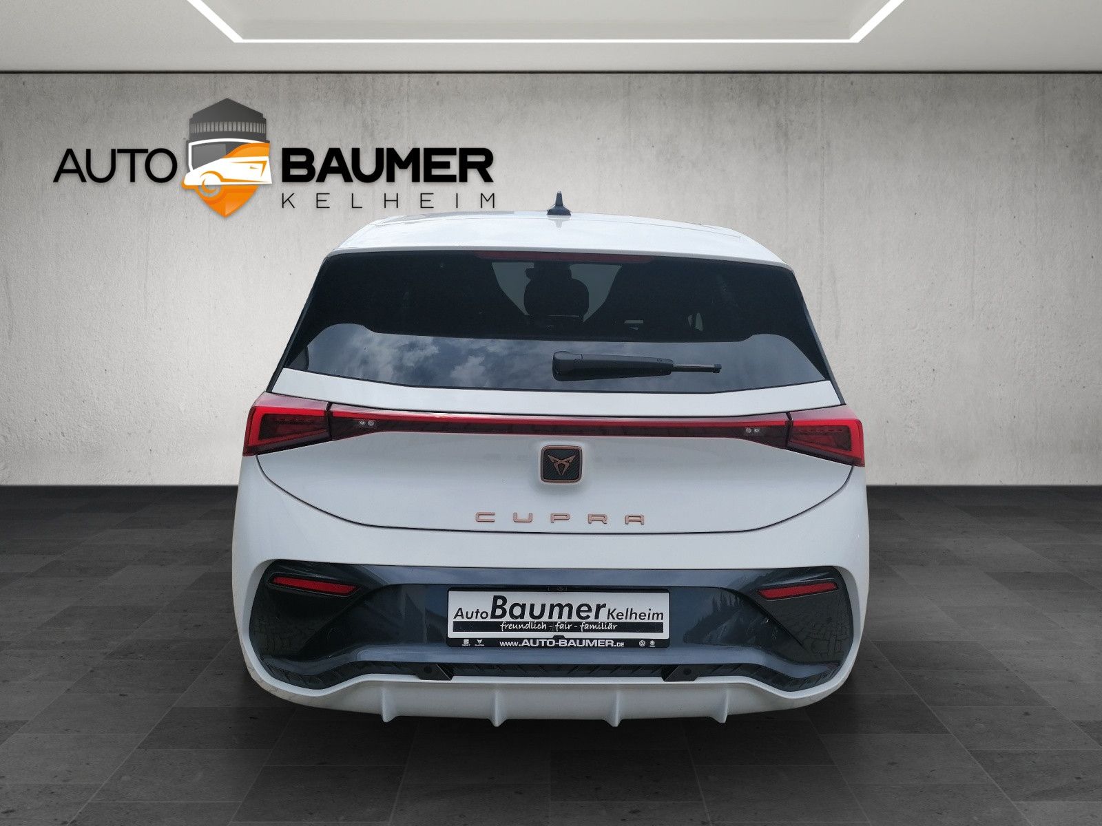 Fahrzeugabbildung CUPRA Born 62kWh 204PS Tech M Pilot M Cargo Below Zero