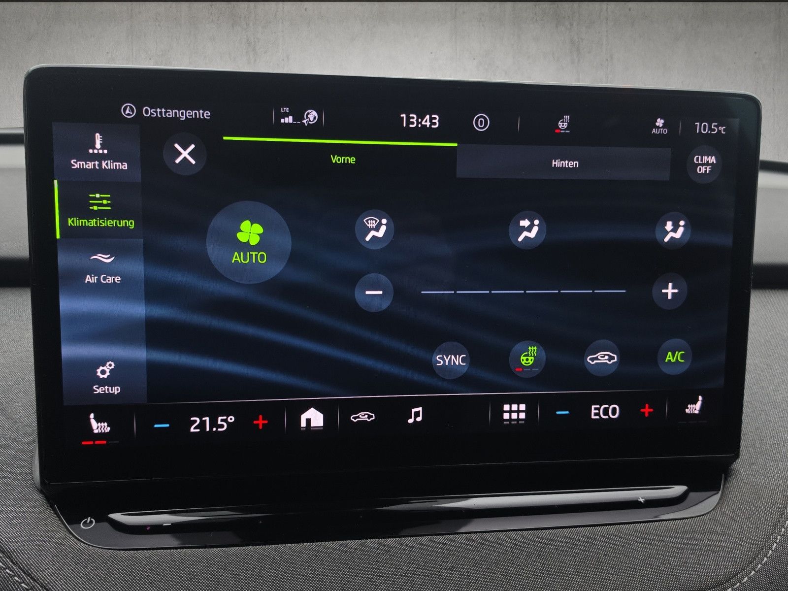 Fahrzeugabbildung SKODA Enyaq 60 Loft FAMILY elHK FAP PLUS elSitz