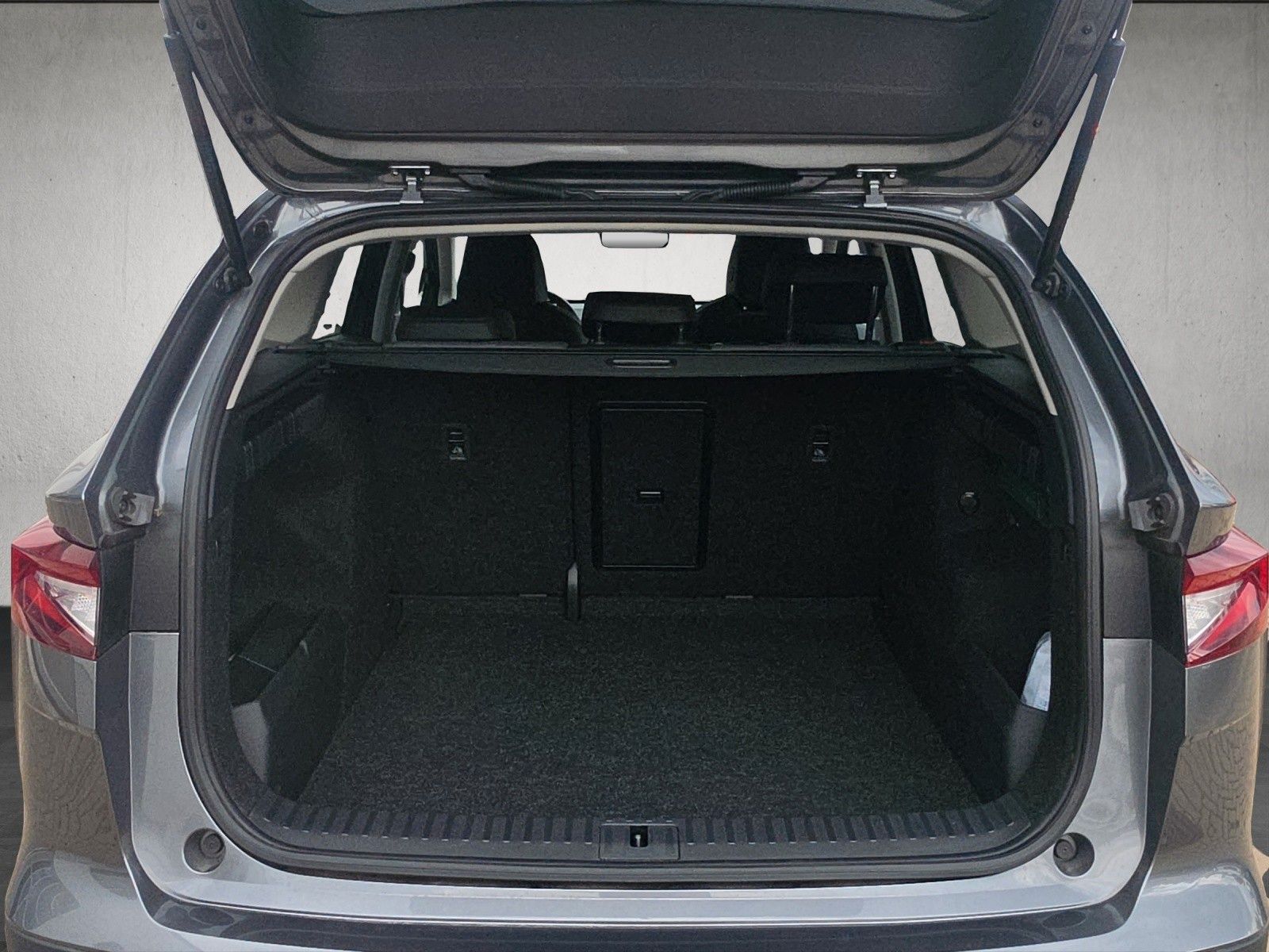 Fahrzeugabbildung SKODA Enyaq 85x Loft AHK ACC KAM HEAT PUMP