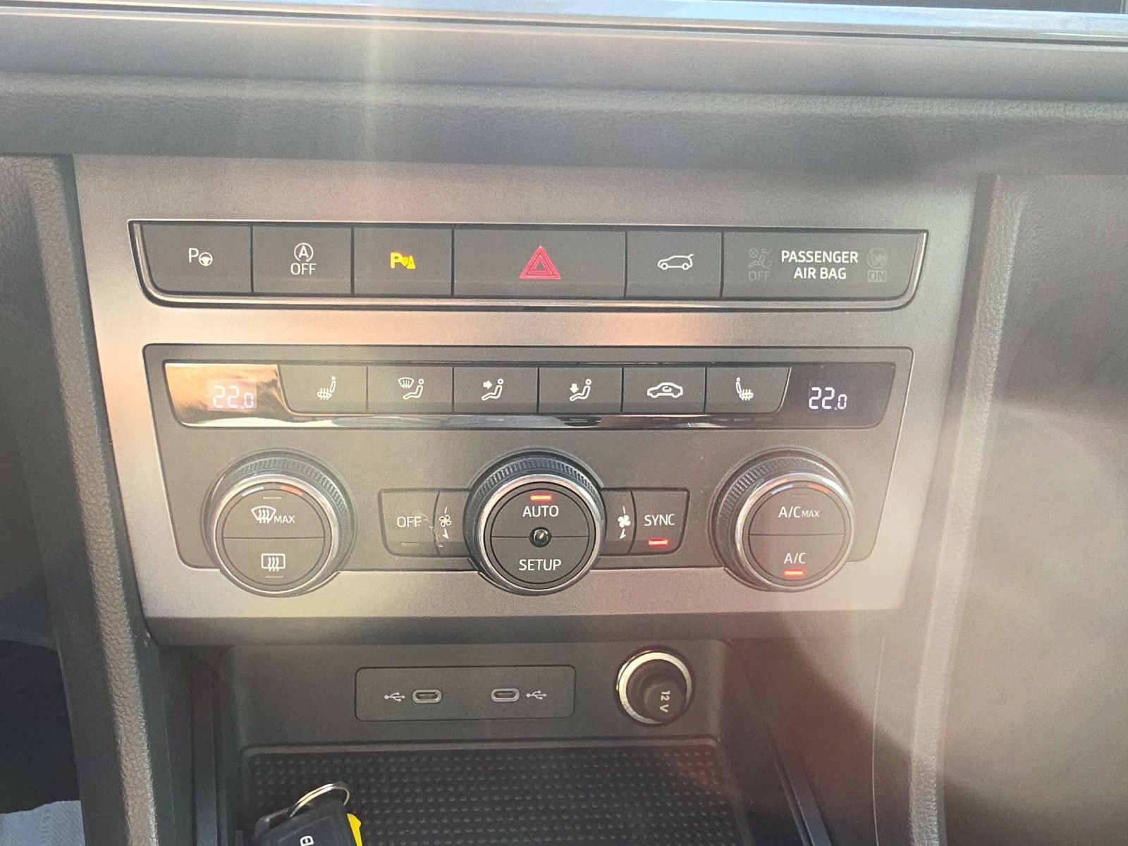 Fahrzeugabbildung CUPRA Ateca 1.5 TSI 5J Gar DSG elHK ACC TRAVEL ALCANT