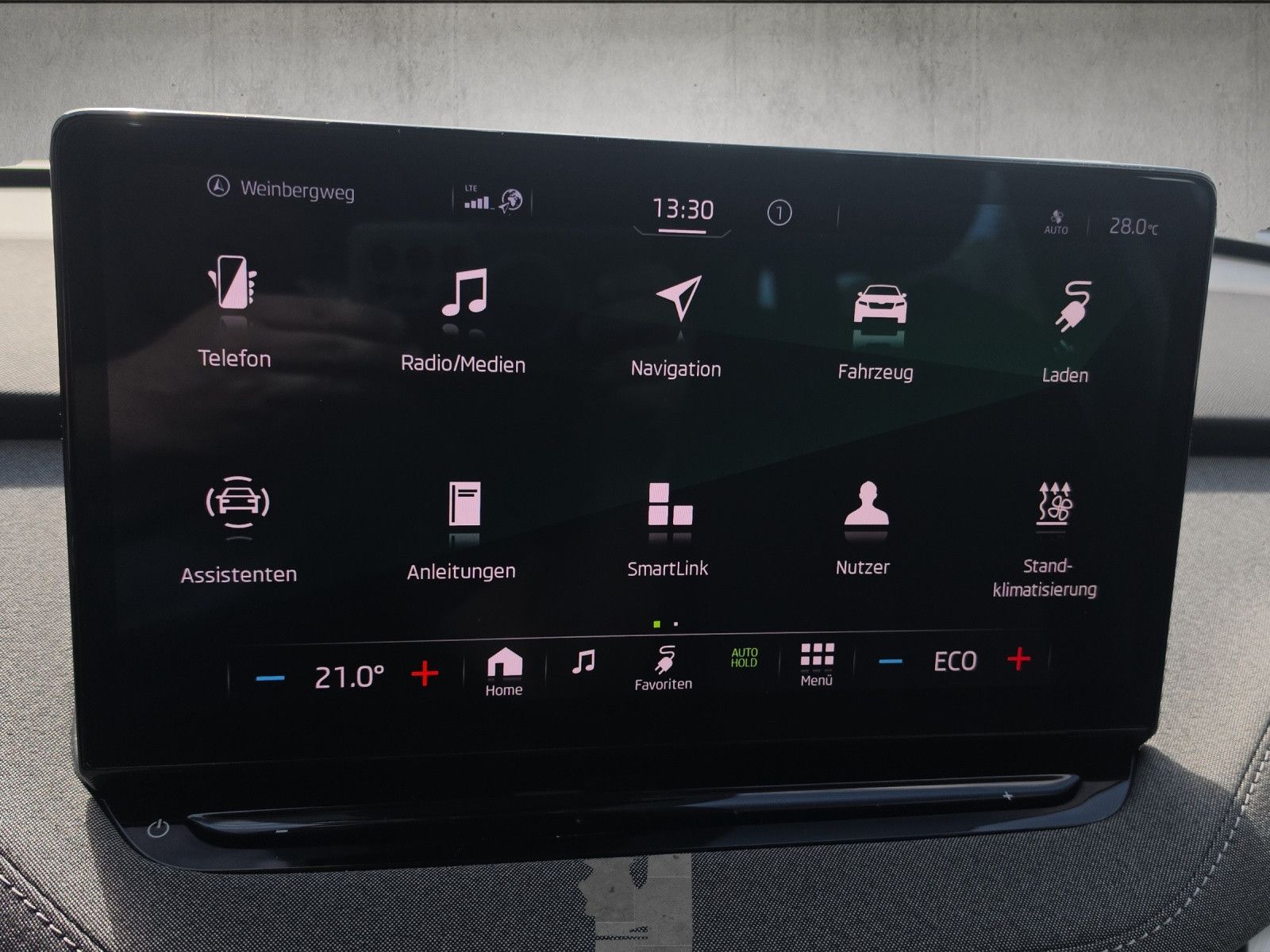 Fahrzeugabbildung SKODA Enyaq 50 Loft KAM GRA FOD:ACC NAVI