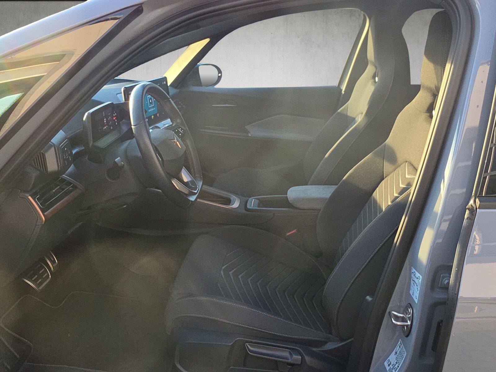 Fahrzeugabbildung CUPRA Born 62kWh 204 PS BEATS PILOT M TECH M CARGO