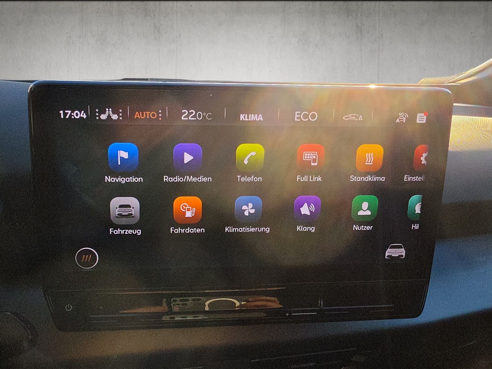 Fahrzeugabbildung CUPRA Born 62kWh 204 PS BEATS PILOT M TECH M CARGO