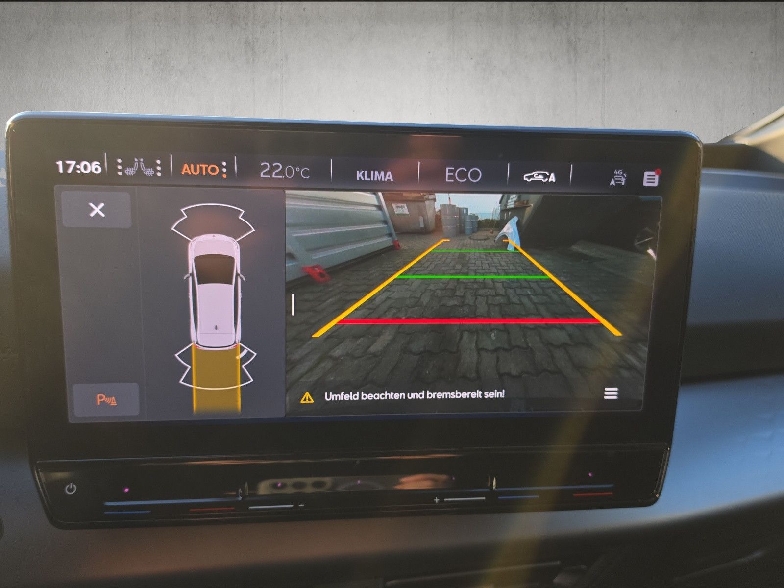 Fahrzeugabbildung CUPRA Born 62kWh 204 PS BEATS PILOT M TECH M CARGO