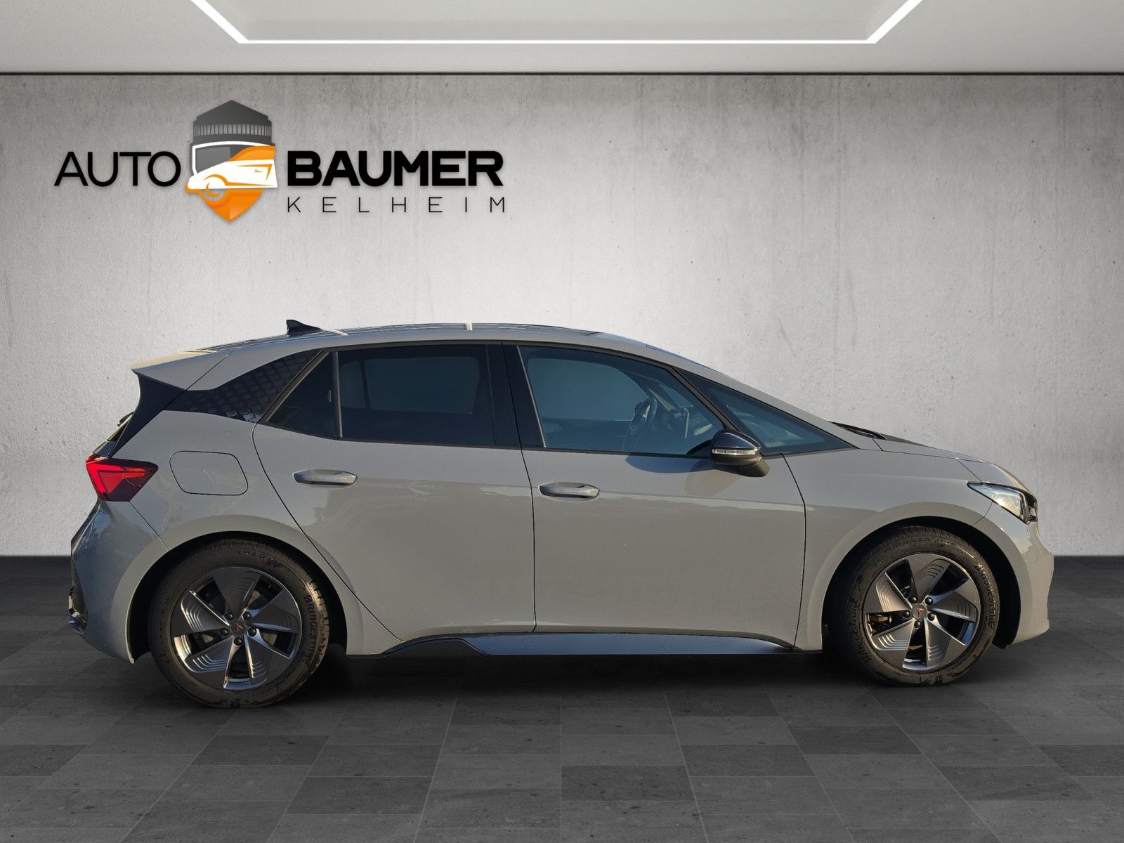 Fahrzeugabbildung CUPRA Born 62kWh 204 PS BEATS PILOT M TECH M CARGO