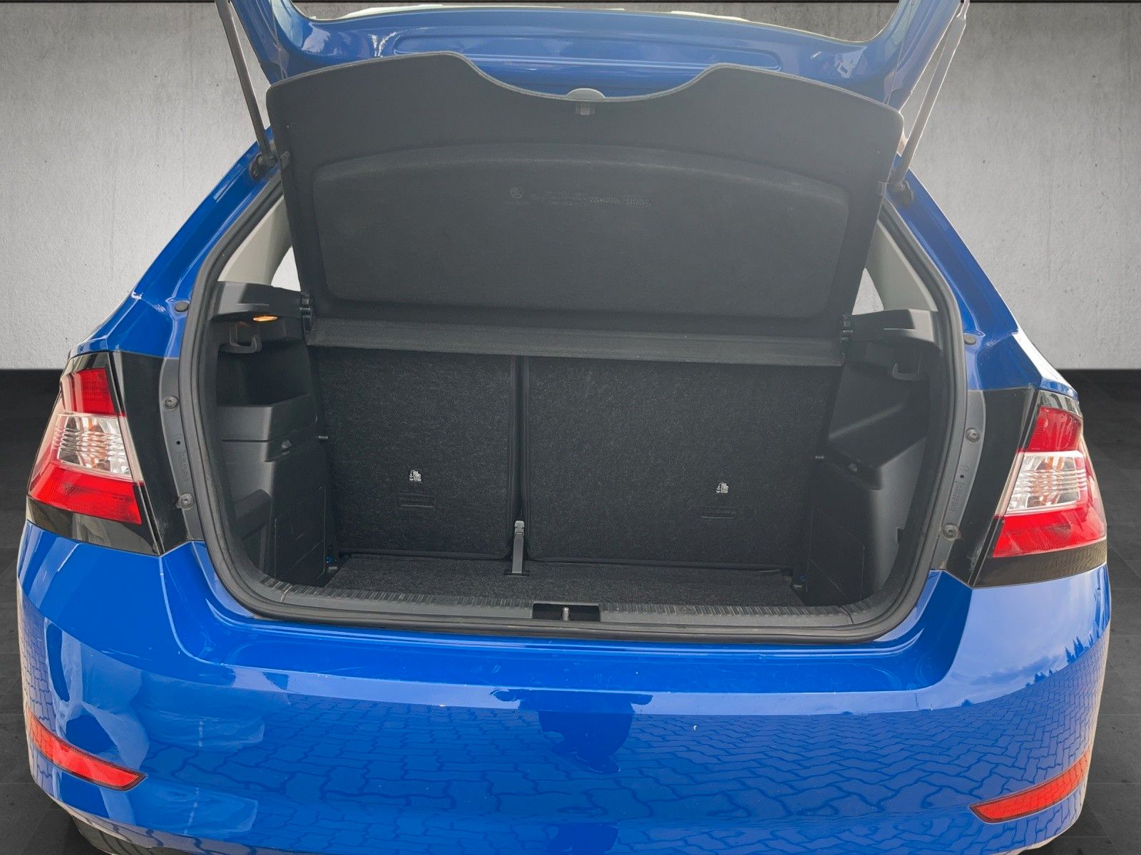 Fahrzeugabbildung SKODA Fabia 1.0 TSI 95PS Klima el. Fensterheber
