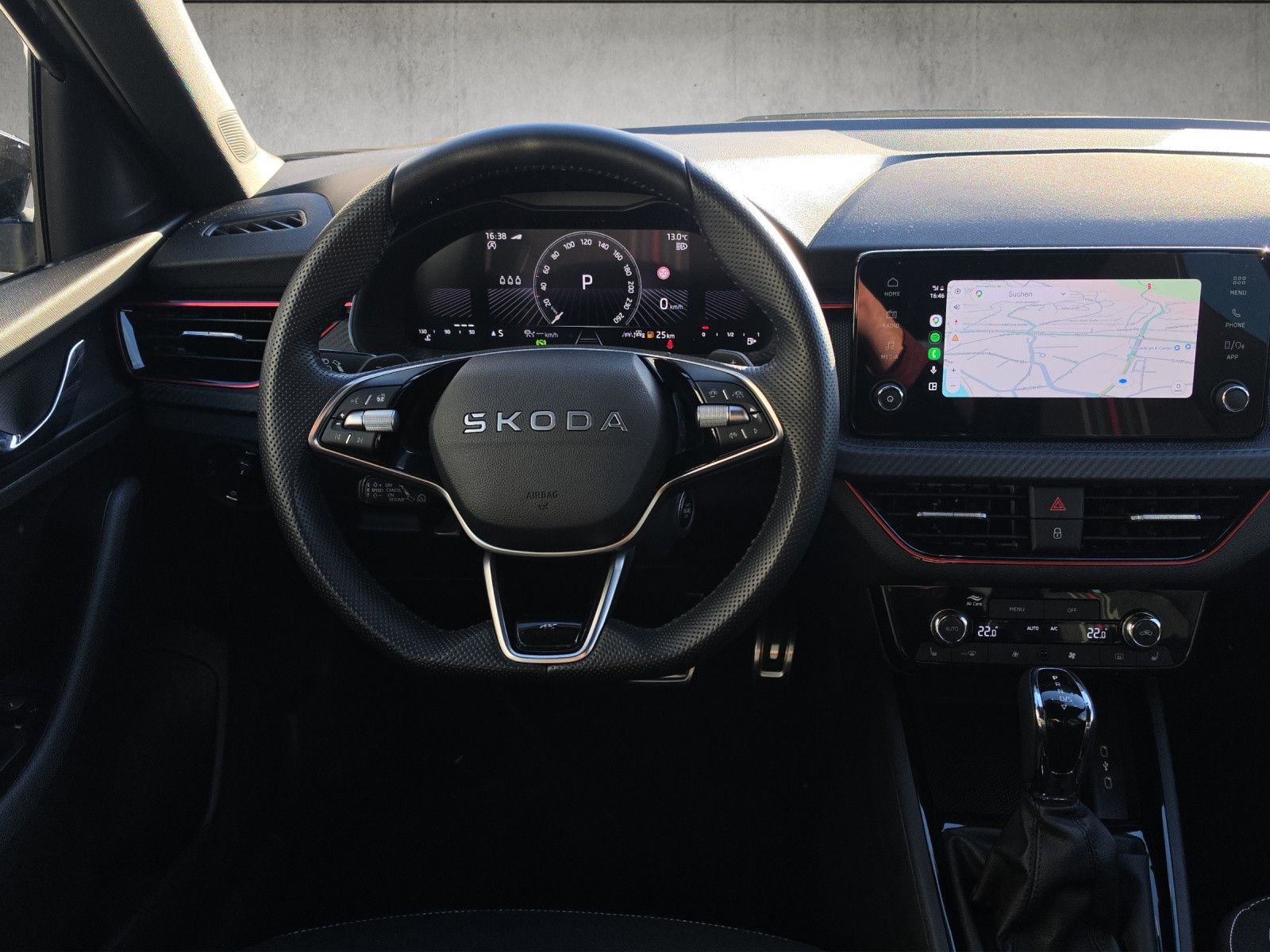 Fahrzeugabbildung SKODA Kamiq 1.0 TSI Monte Carlo DSG MATRIX ACC PANO
